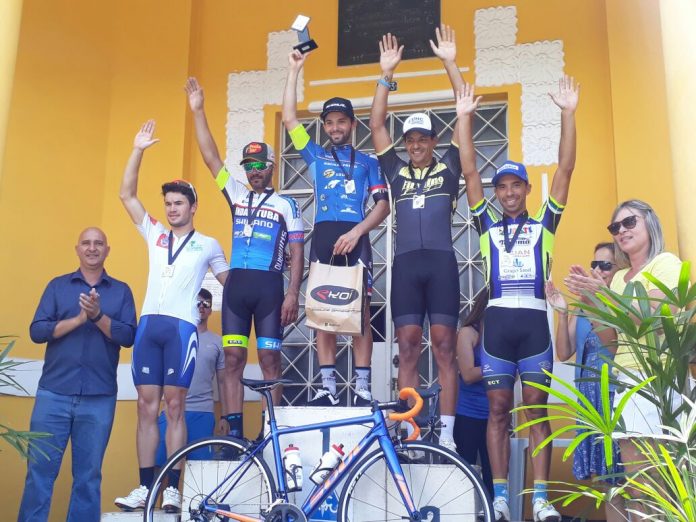 Ciclismo de Ribeirão Preto vence prova em Poços de Caldas (Foto: Divulgação)
